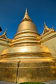 Bangkok Grand Palace,  Phra Si Rattana Chedi of the Wat Phra Keow (temple of the Emerald Buddha). 